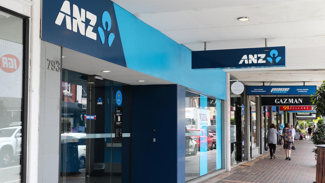 ANZ Bank, one of Australia’s big four banks, will continue to offer WFH despite the move from JP Morgan Chase to end the controversial arrangements. Picture: NewsWire / Gaye Gerard