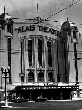 The Palais Theatre in St Kilda. May 96 Dated photo 1966 /Theatres