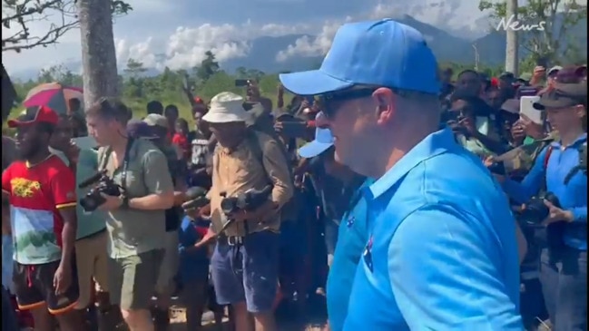 PM walks the Kokoda Track