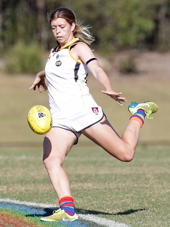 Kalinda Howarth in action for Bond University. Picture: David Layden