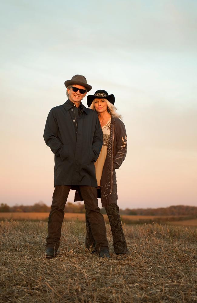 Emmylou Harris and Rodney Crowell are two of the best in the business.