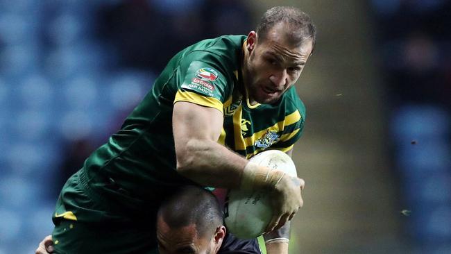 New Zealand's Jesse Bromwich tackles Australia's Blake Ferguson for the ball during the Four Nations rugby league match at the Ricoh Arena, Coventry, England, Saturday Nov. 5, 2016. (Simon Cooper/PA via AP)