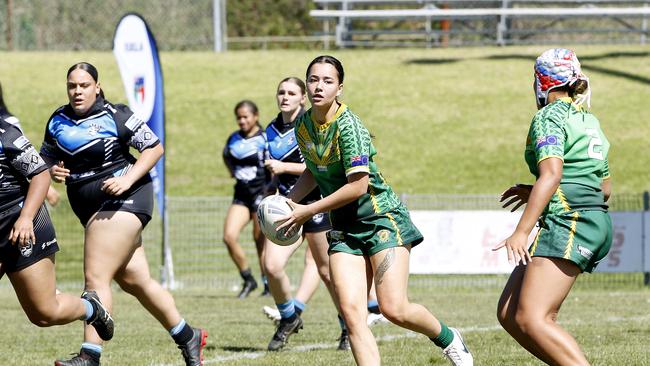 Hannah Makira from Cook Islands. Under 18 Girls Ozzy Cooks (cook islands) v Fiji. Harmony Nines Rugby League. Picture: John Appleyard