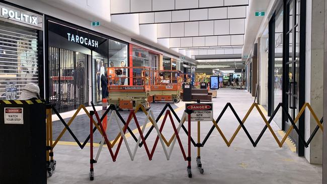 Image of the closure at Highpoint Shopping Centre.