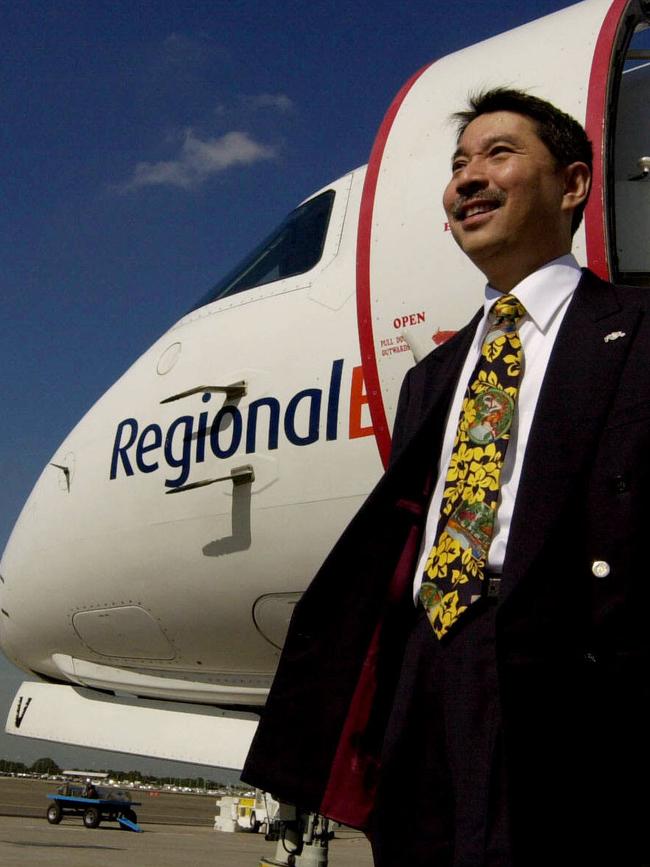 Lim Kim Hai at Sydney Airport in 2004. Picture: Sam Mooy