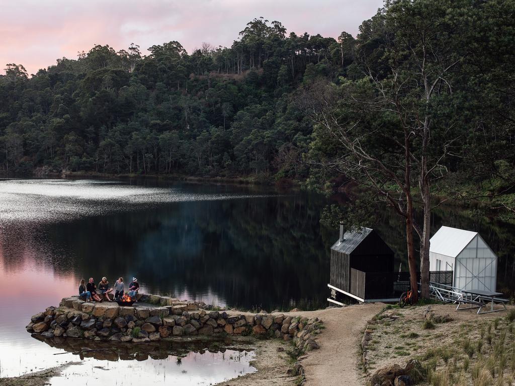 Floating Sauna, Derby, Tasmania. Designed by Licht Architecture. Built by Nigel Reeves. A shortlisted entry in the Tasmanian Architecture Awards. Photo by Anjie Blair.