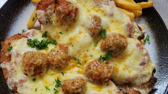 Meatball topping at the Gungellan Hotel. Picture: Facebook/Supplied/Gungellan Hotel.