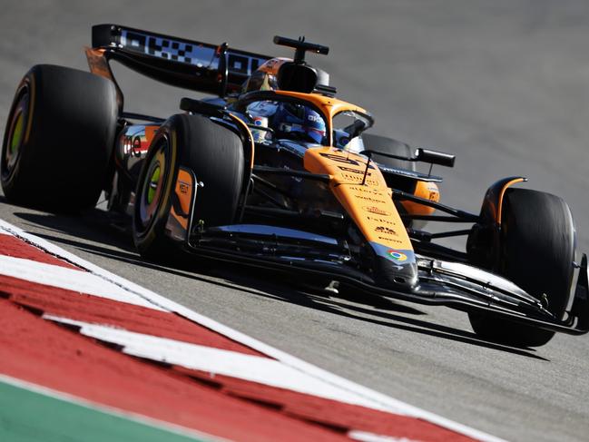 AUSTIN, TEXAS - OCTOBER 20: Oscar Piastri of Australia driving the (81) McLaren MCL38 Mercedes on track during the F1 Grand Prix of United States at Circuit of The Americas on October 20, 2024 in Austin, Texas. (Photo by Chris Graythen/Getty Images)