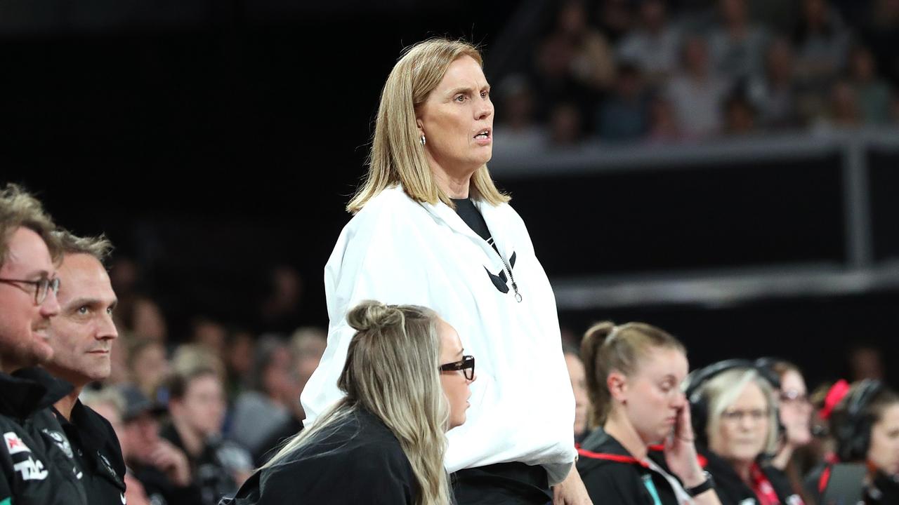 Nicole Richardson, Coach of the Magpies.