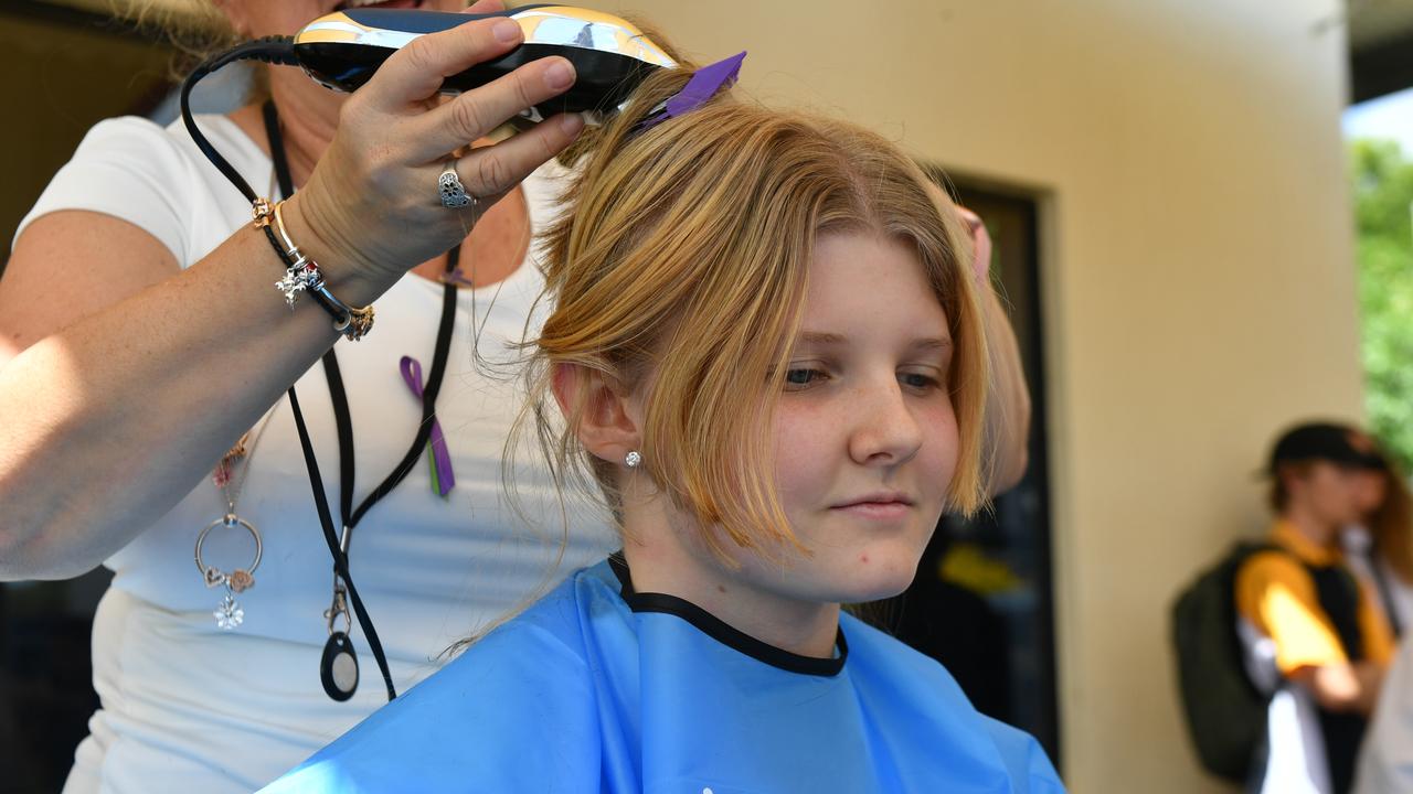 Sierra Knopke gets her head shaved for World's Greatest Shave