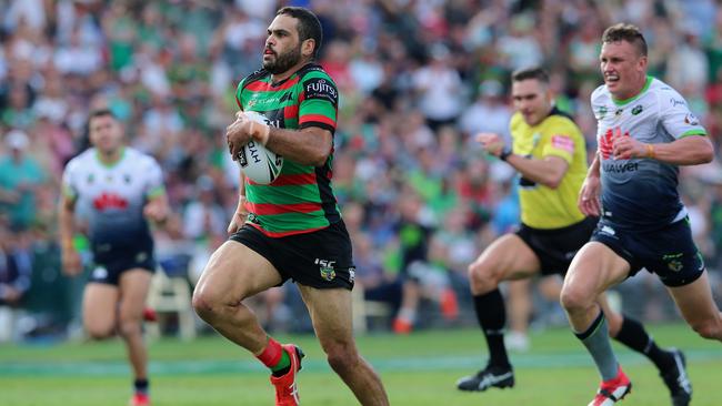 Inglis makes a break to score against the Raiders. (Ashley Feder/Getty Images)