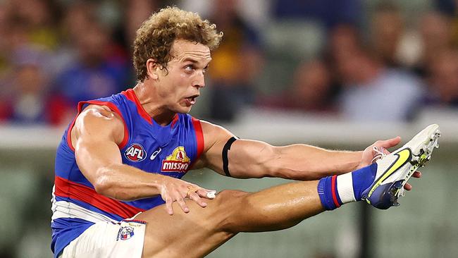 Mitch Wallis in action for the Western Bulldogs. Photo by Michael Klein