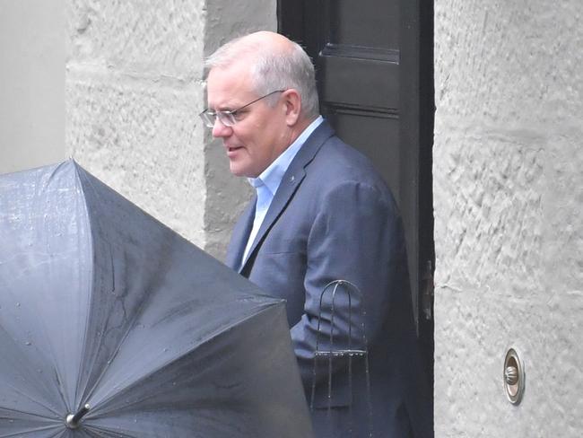 SYDNEY AUSTRALIA - NewsWire Photos, 22 MAY, 2022: Scott Morrison leaves Kirribilli House with his family on the morning after his defeat by LaborÃs Anthony Albanese. Picture: NCA NewsWire / Simon Bullard