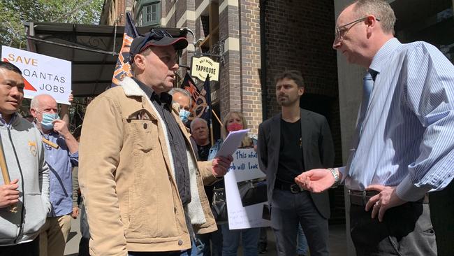 TWU members take their protest against the outsourcing of ground handling jobs at Qantas to the door of Alan Joyce’s Sydney home. Picture: Twitter, TWU Australia