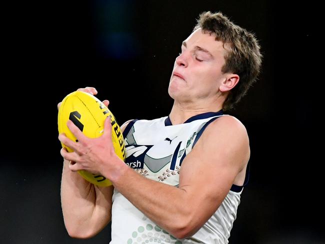 MELBOURNE, AUSTRALIA - JULY 14: Sam Lalor of Victoria Country marks during the 2024 Marsh AFL Championships U18 Boys match between Victoria Metro and Victoria Country at Marvel Stadium on July 14, 2024 in Melbourne, Australia. (Photo by Josh Chadwick/AFL Photos)