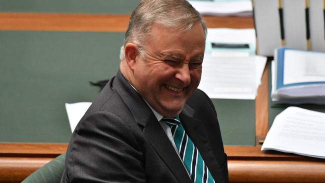 Albo swapped the ill-fitting dark suits for tailored threads. Picture: Sam Mooy/Getty Images