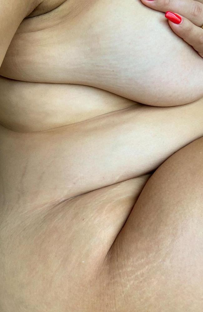 She has been praised for sharing this nude snap of her stretchmarks. Picture: Instagram/ AshleyGraham