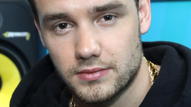 Liam Payne ‘strip That Down One Direction Fans Lose It Over Line That Disses Band 