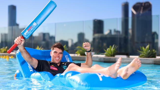 Brisbane Heat bowler Xavier Bartlett at Lina Rooftop, South Brisbane. Photograher: Peter Wallis