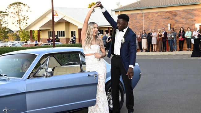 Graduate, Sarah Hartwig and her partner Yasir Elhag arrived in a 1965 Ford Mustang. Concordia College seniors arrive at Redlands for the 2020 formal.