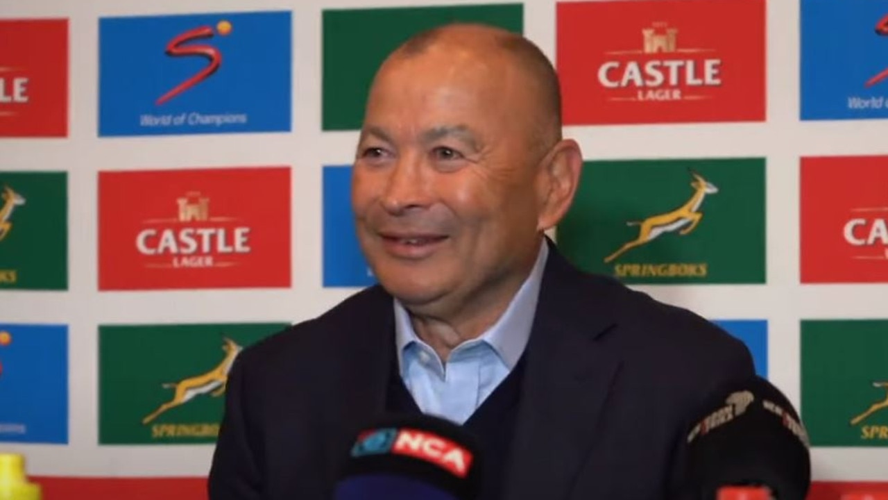 Eddie Jones clashes with a reporter