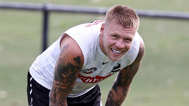 MELBOURNE . 21/12/2022.  AFL. Collingwood training at Olympic Park.. Jordan De Goey of the Magpies running during todays final session of the year      . Picture by Michael Klein