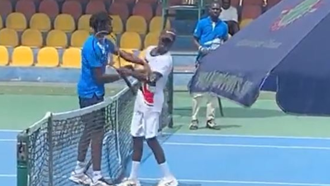 Tennis news 2022 Michael Kouame slaps Raphael Nii Ankrah video, ITF juniors tournament