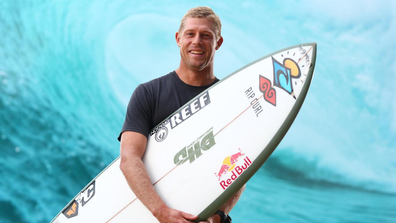 mick fanning surfing