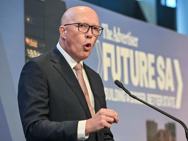 ADELAIDE, AUSTRALIA - NewsWire Photos FEBRUARY 21, 2025:  Leader of the Opposition Peter Dutton delivers a speech at the Building a Bigger, Better SA Forum. Picture: NewsWire / Brenton Edwards