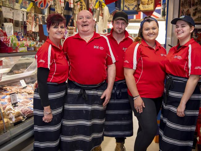 It’s a family affair, with Jill and Rob joined by kids Daniel, Georgina and Jade. Picture: Andy Brownbill