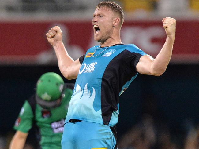 Andrew Flintoff believes Australia has to take Maxwell to the World Cup.