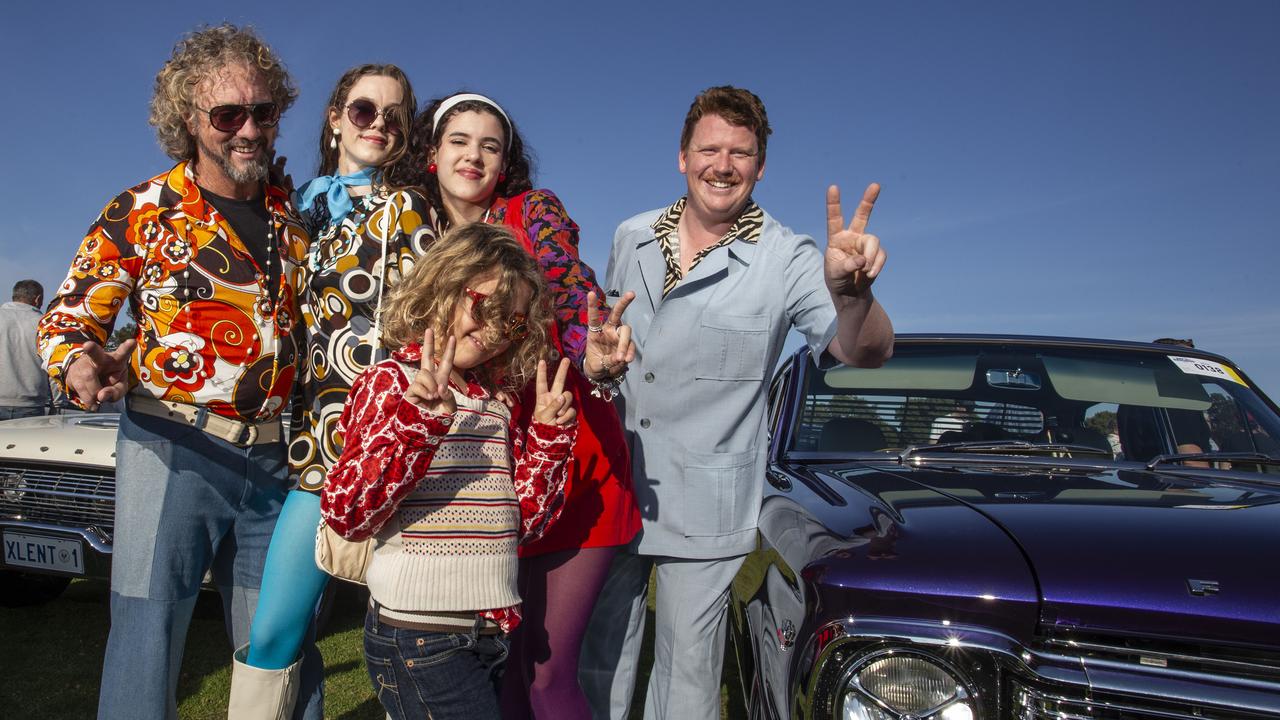 Darren Booth, Amelia Booth, Estefanie de Sousa, Ben Fisher and Byron Booth 7 with their Ford 65 XP Fairmont. Picture: Brett Hartwig