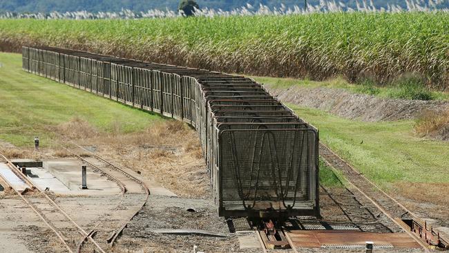 the-2017-sugar-cane-crush-season-starts-at-sugar-mills-in-fnq-today