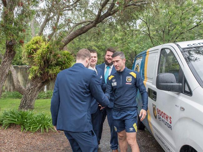 Nick Montgomery saves the day for a wedding party after car accident Pic: Event Photo Sydney, Ryan Requierme