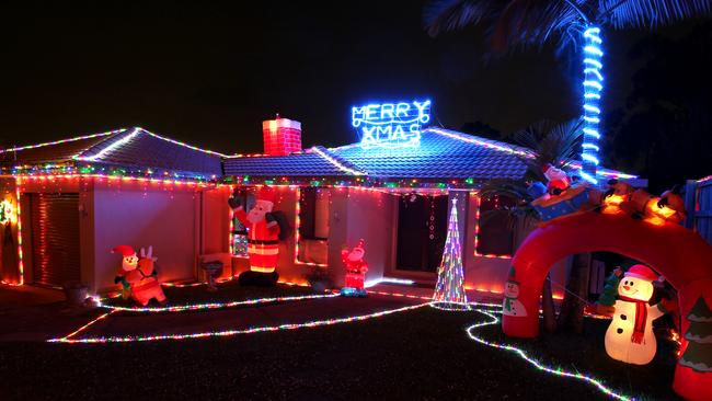 Lights competitions of Christmas past: Sue Court, Highland Park