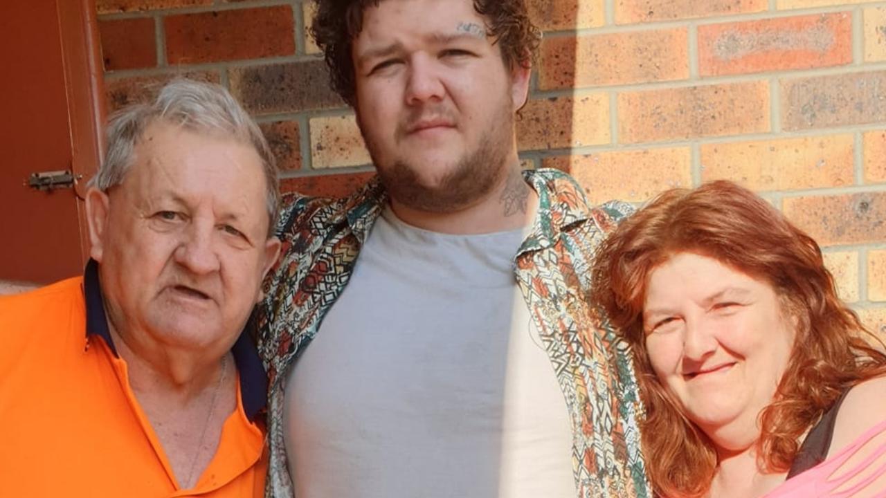 Alleged Burnie murder victim Bobby Medcraft )centre), with his grandfather and mum Leeanne. Picture: Facebook