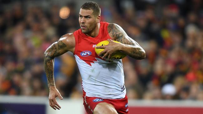 Lance Franklin kicked a stunning Goal of the Year contender.