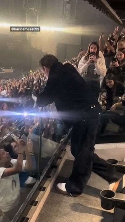 Video shows Liam dancing with fans in final days