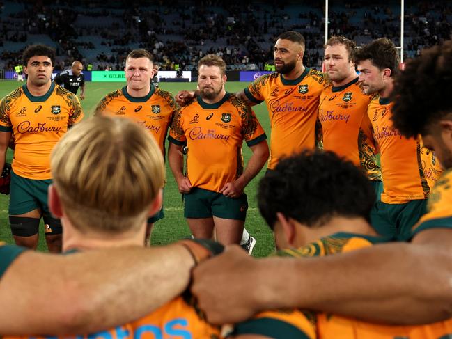 SYDNEY, AUSTRALIA – SEPTEMBER 21: James Slipper of the Australian Wallabies looks on in the team huddle after losing The Rugby Championship &amp; Bledisloe Cup match between Australia Wallabies and New Zealand All Blacks at Accor Stadium on September 21, 2024 in Sydney, Australia. (Photo by Cameron Spencer/Getty Images)