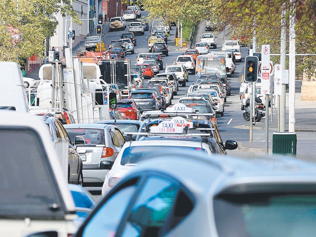 Davey Street traffic in Hobart at 9.30am. Picture: SAM ROSEWARNE.