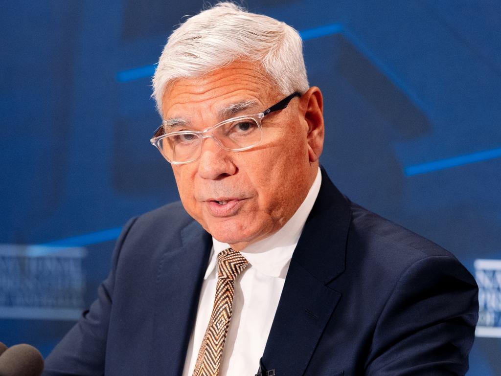 Mundine backs local voices as speech ignites Yes backlash