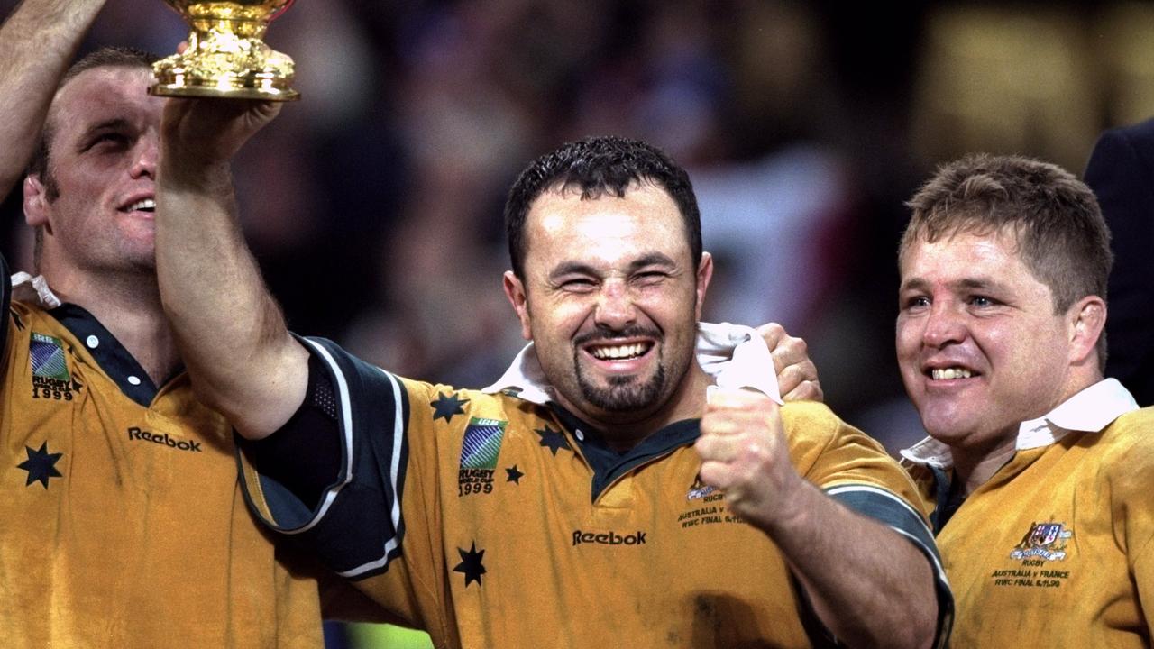 Andrew Blades (R) won the World Cup in 1999 and after serving as a Wallabies assistant twice is now the Waratahs’ new General Manager. Photo: Dave Rogers /Allsport