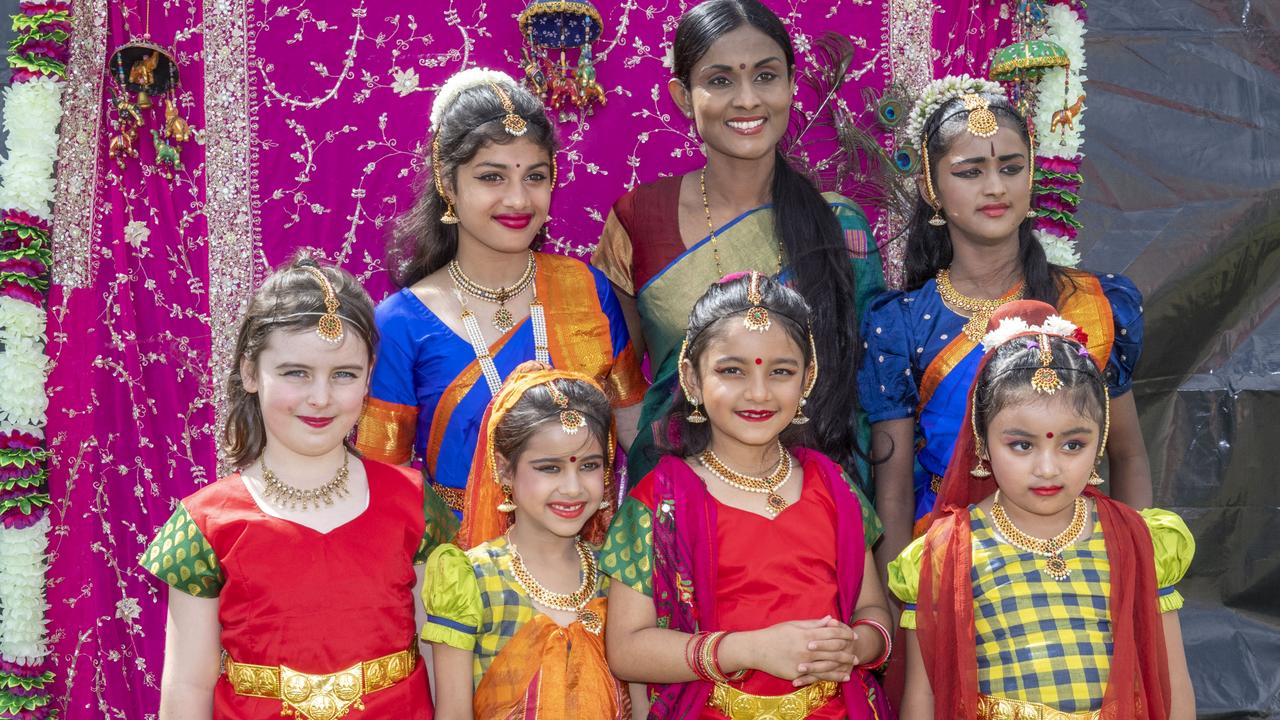 Hridayam School of Dance (Back from left) Thaararvi Sivanathan, Amutha Kandasamy and Aishwitha Kandasamy. (front from left) Clara Addie, Aria Dua, Celesttee Bista and Arvaya Malla. Krishna Janmashtami celebrations in Toowoomba Civic Square. Sunday, August 28, 2022. Picture: Nev Madsen.