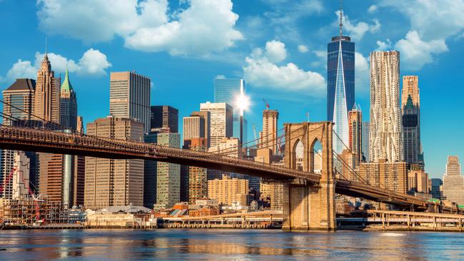 Skyline of downtown New York, Brooklin Bridge and  Manhattan at the early morning sun light , New York City, USA.Escape 22 September 2024My Travel CVPhoto - iStock