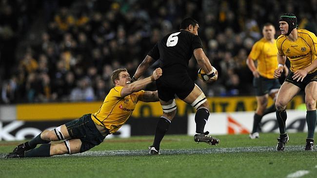 Jerome Kaino makes a bust for the All Blacks.