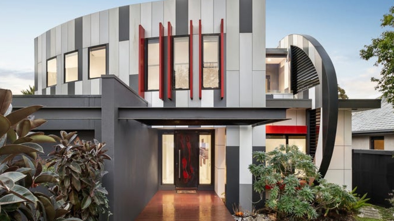 With a $4.15m sale in July 15 Huntingfield Rd is the kind of residence where other lifestyle cars such as a high-end car could easily be expected of the owner.