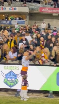 Fans go wild for Broncos