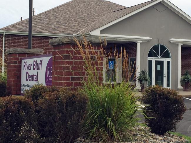 Whereabouts unknown ... Palmer works out of this dental office, where conservationists have begun laying tributes for Cecil.