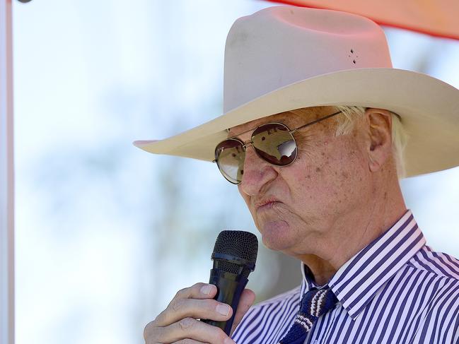 KAP Leader and Member for Kennedy Bob Katter toured Hughenden to visit the site of a proposed Hughenden Dam. PICTURE: MATT TAYLOR.