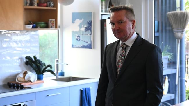 Clean sweep of gas appliances … Energy Minister Chris Bowen visits an electric-only house in Canberra on Monday. Picture: AAP